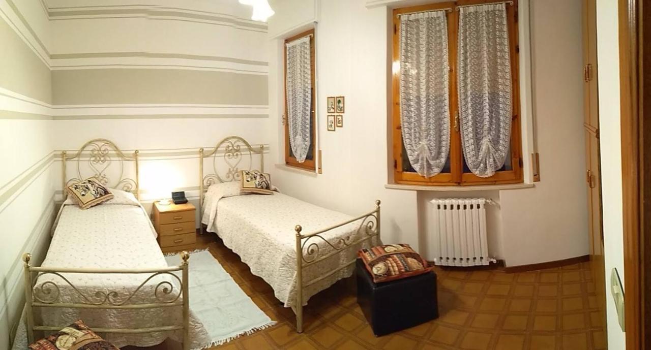 Casa Di Nonna Cate Apartment Montepulciano Luaran gambar